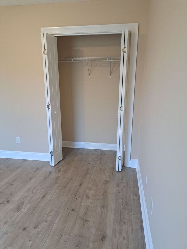 Building Photo - 2950 Palmetto Ridge Way