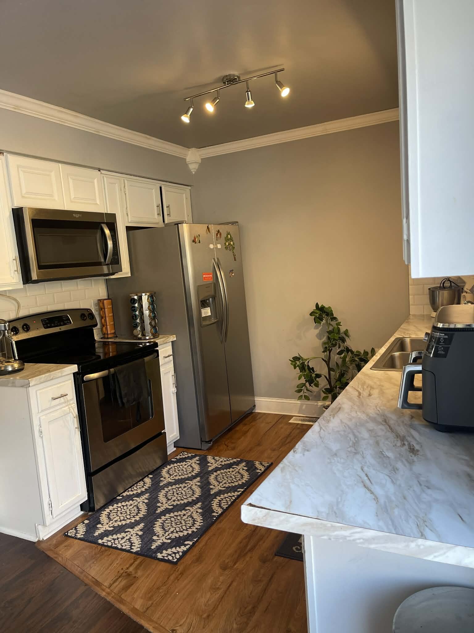 Building Photo - 620 Candlestick Ln