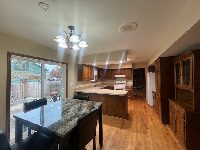 Building Photo - 1300 Wolff Ave