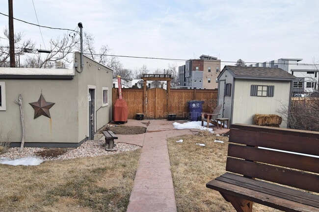 Building Photo - 4480 Utica St