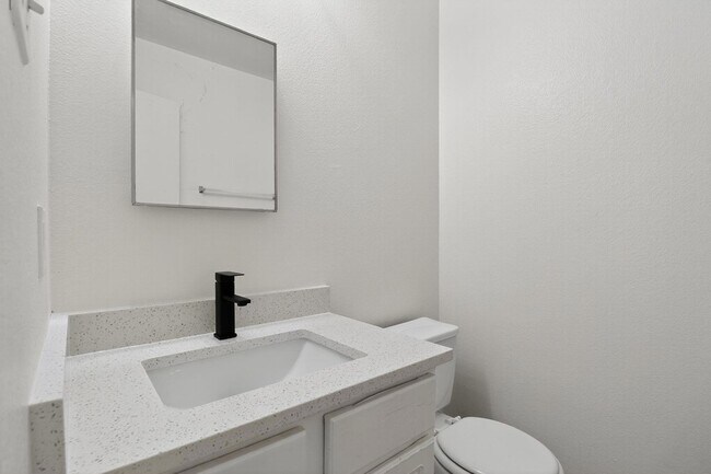 Building Photo - 1200 Keeshond Pl