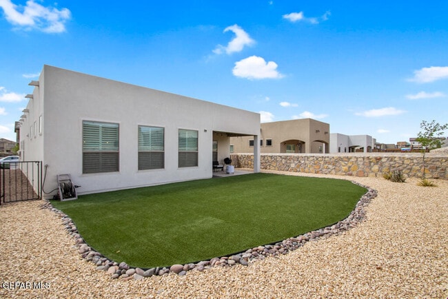 Building Photo - 14345 Jonathan K. Molina Ct
