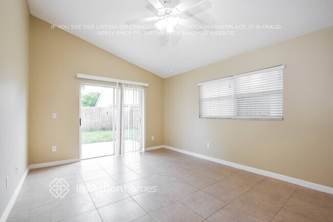Building Photo - 256 Morning Creek Cir