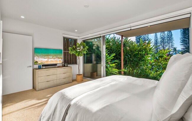 Building Photo - Beautiful Fully Furnished, 3 Bed/3 Bath Makali'i at Wailea Townhome with Infinity Pool