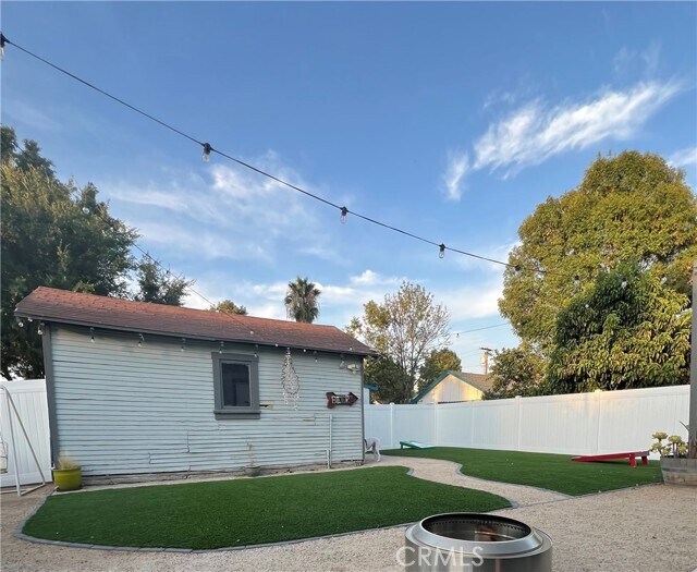 Building Photo - 4193 5th St