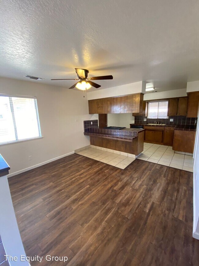 Building Photo - 3 br, 2 bath House - 1436 South Salome St