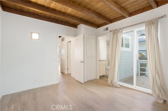 Building Photo - 552 Cypress Dr