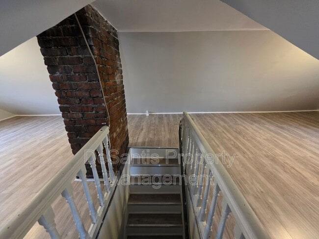 Building Photo - 2504 Olympia St