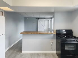 Building Photo - 4694 State Rd