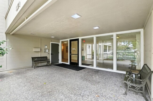 Building Photo - 1171 Compass Ln