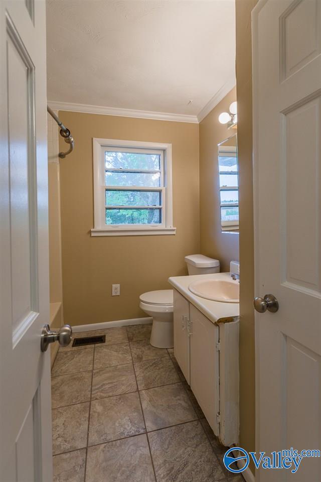 Building Photo - 4328 Barry St NW