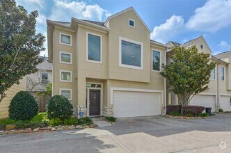 Building Photo - 3914 Ctr St-