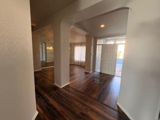 Building Photo - 3 BEDROOM 2 BATH 2 CAR GARAGE w/ Detached 2 room Shop - LONG TERM RENTAL in LHC!!