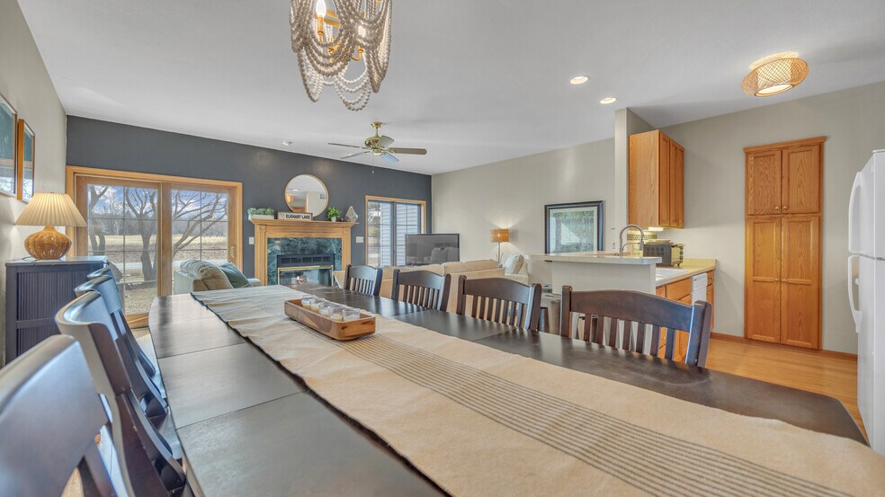 Dining Area - 516 Otto Way