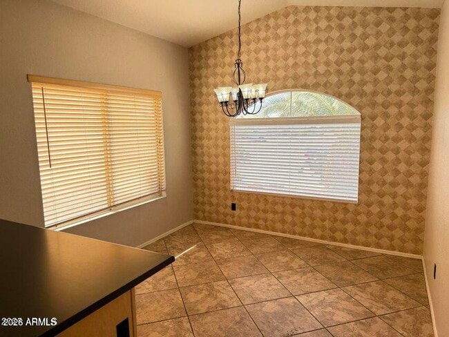 Building Photo - 3518 W Charlotte Dr