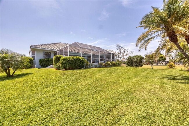 Building Photo - 11 Amberjack Ln