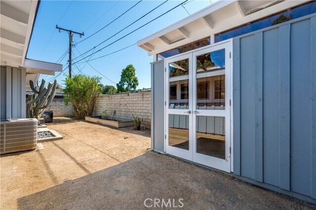 Building Photo - 3033 Volk Ave
