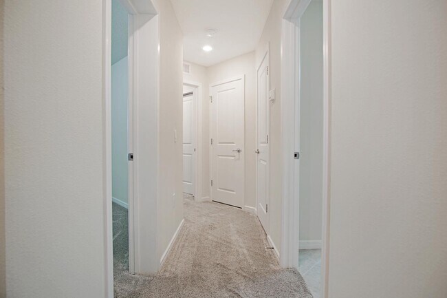 Building Photo - 1721 Delightful Dr