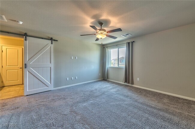 Building Photo - 3939 Lambent Ave