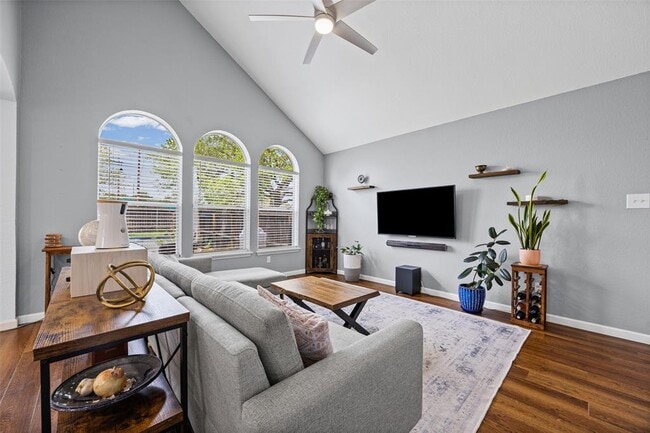 Building Photo - 408 Shep St