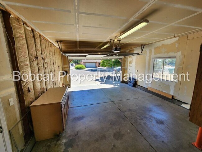Building Photo - 3604 Imperial Wy