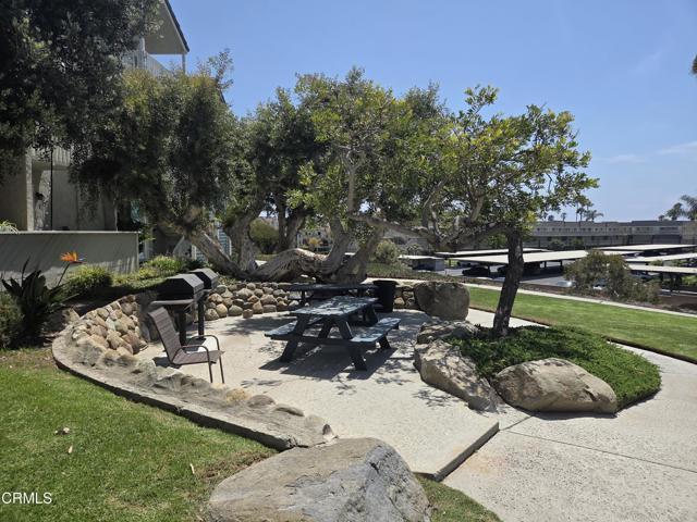 Building Photo - 233 S Ventura Rd