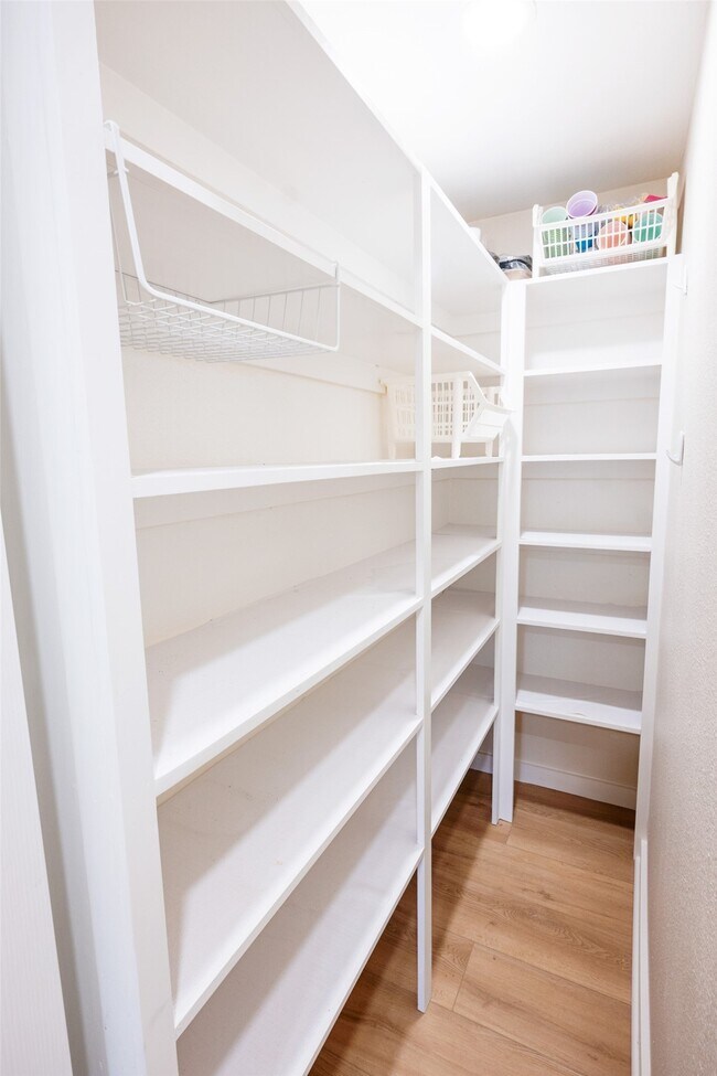 Building Photo - 42 S Waxberry Rd