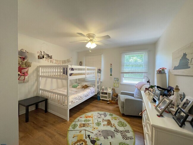 Building Photo - Leesburg Country Club 4 Bed 3.5 Bath SFH For Rent!