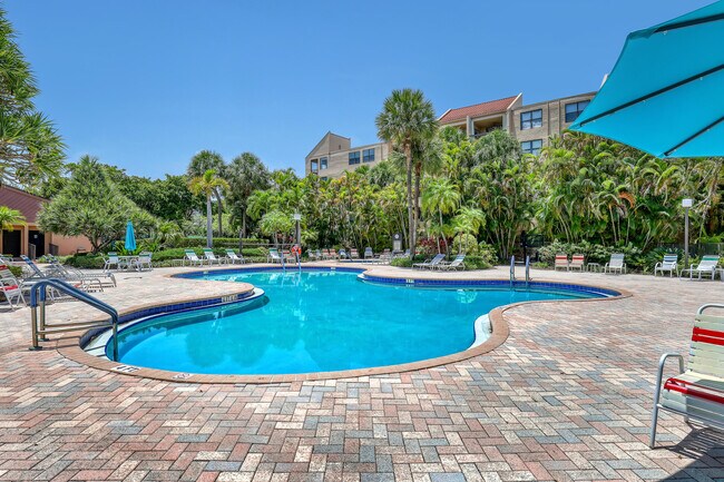 Building Photo - 2455 Lindell Blvd