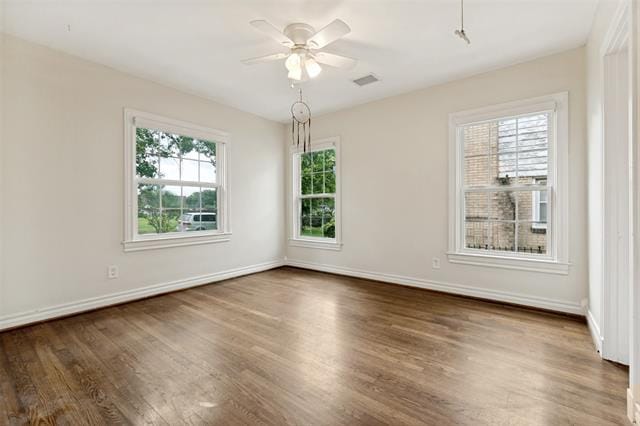 Building Photo - 615 S Montclair Ave