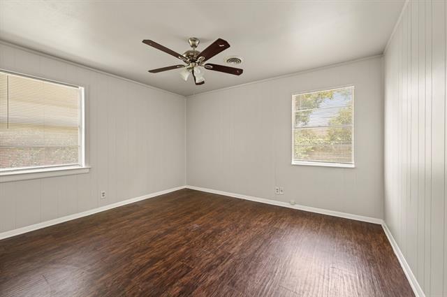 Building Photo - 5213 Santa Rosa Dr