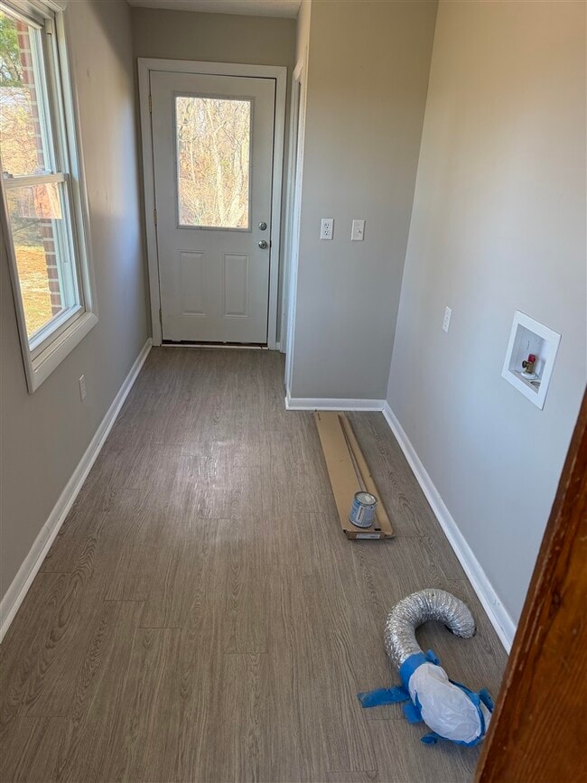 Building Photo - 602 Salmons Blackjack Rd