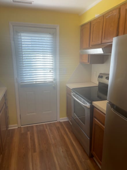 Building Photo - 6921 Porcher Dr