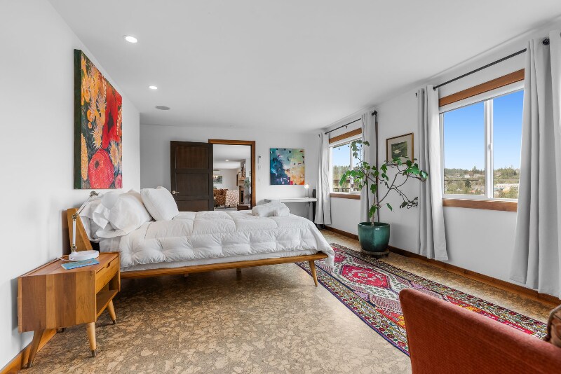 Building Photo - 504 S Coeur d'Alene St