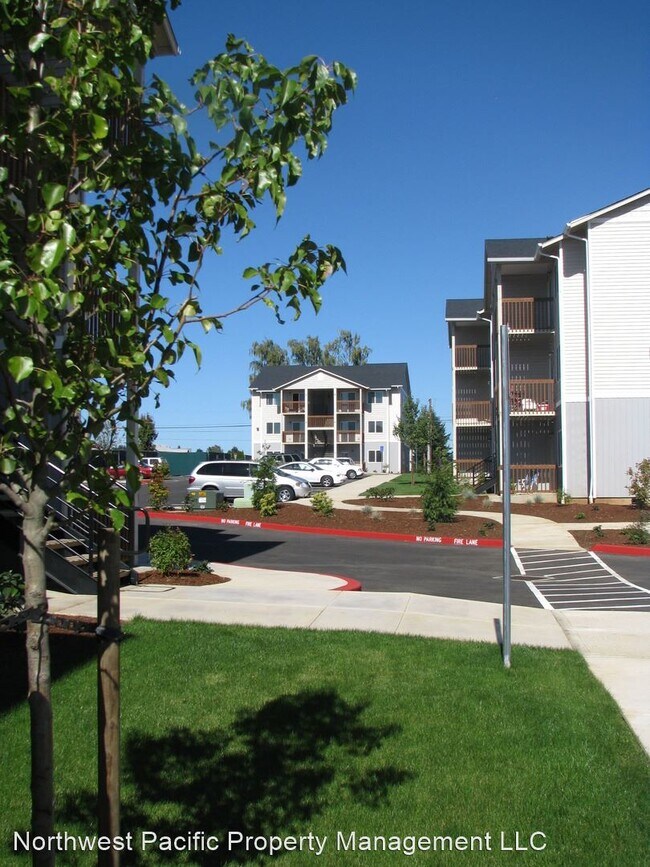 481 E Ellendale Ave 481 E Ellendale Ave Dallas OR 97338 Apartment