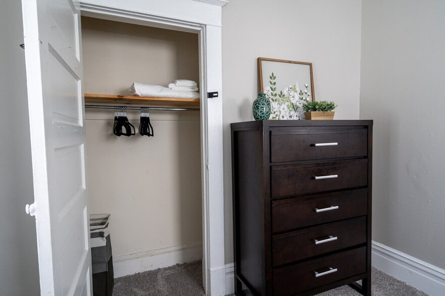 Building Photo - 421 Pennsylvania Ave