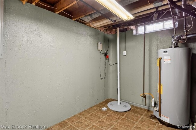 Building Photo - 33815 Orban Dr