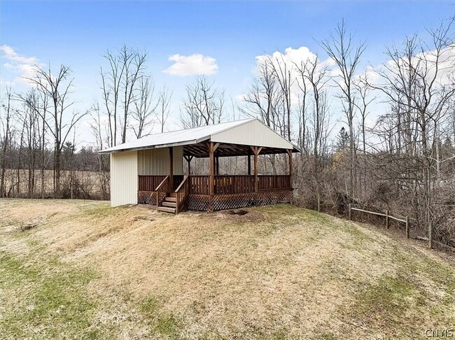 Building Photo - 6126 Lowell Rd