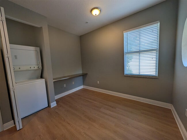 Building Photo - 2851 Prospect Rd