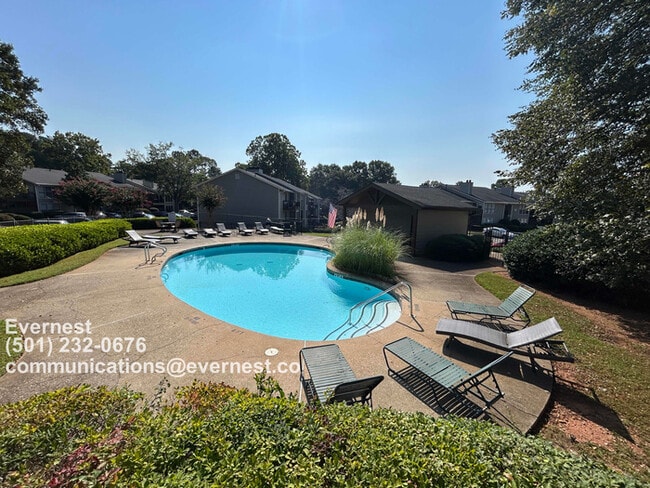 Building Photo - 201 Park Ridge Cir