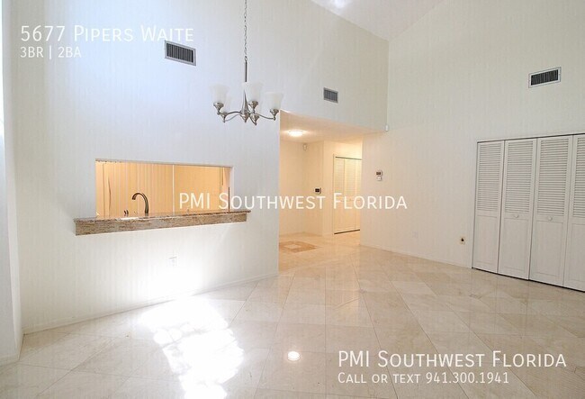 Building Photo - 5677 Pipers Waite