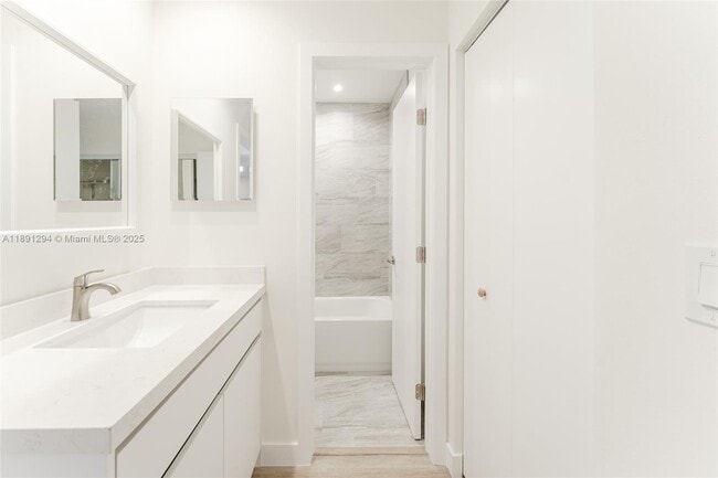 Building Photo - 400 Waterway Dr S