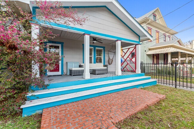 Building Photo - 506 Willard St