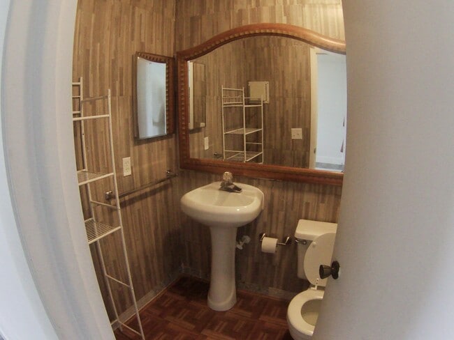 Building Photo - 759 Normandy Trail