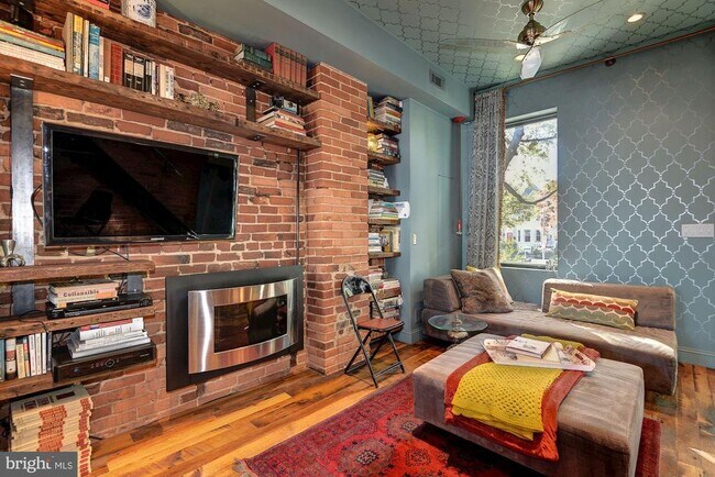 Building Photo - 1621 New Jersey Ave NW