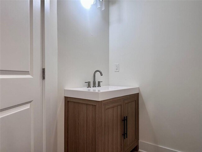 Building Photo - 5140 Tilly Mill Rd