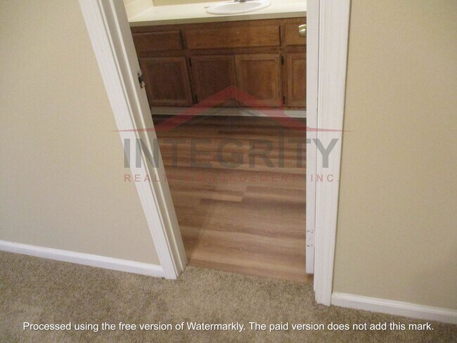 Building Photo - 3Bed/2bath in the heart of Orange Park