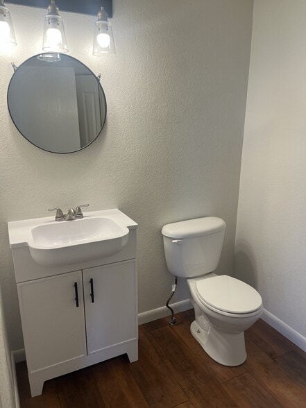 Building Photo - 708 Lowell Blvd