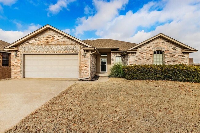 Primary Photo - 2209 SW 137th Pl
