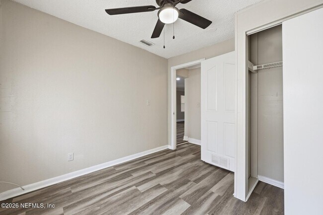 Building Photo - 2002 St Clair St